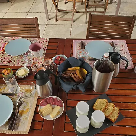 Le Jas Des Cannebieres 3* Villeneuve (Alpes-de-Haute-Provence)