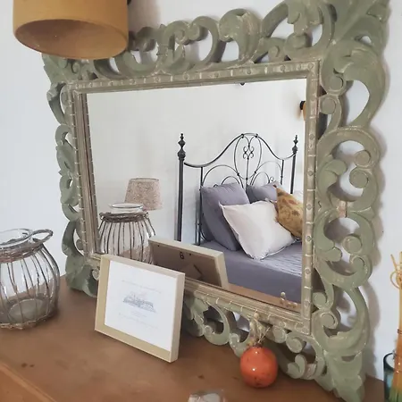 Le Jas Des Cannebieres Bed & Breakfast