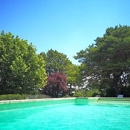 Le Jas Des Cannebieres Frühstückspension
